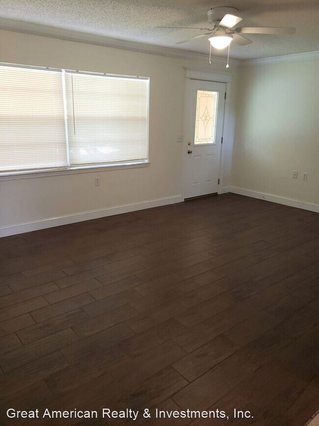 Foto del edificio - 3 br, 2 bath House - 107 S. Raven Terr.