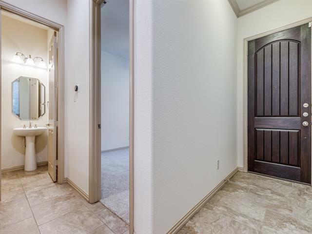 Foto del edificio - 2465 Embleton Dr