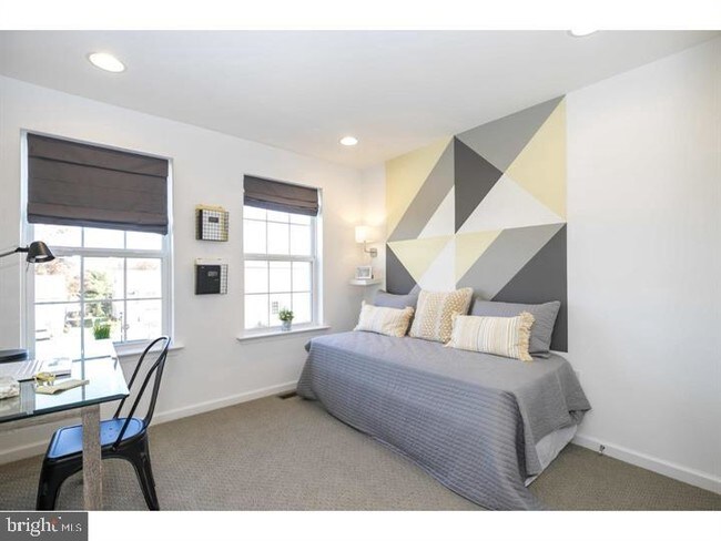 Foto del edificio - 1032 Chapman Cir