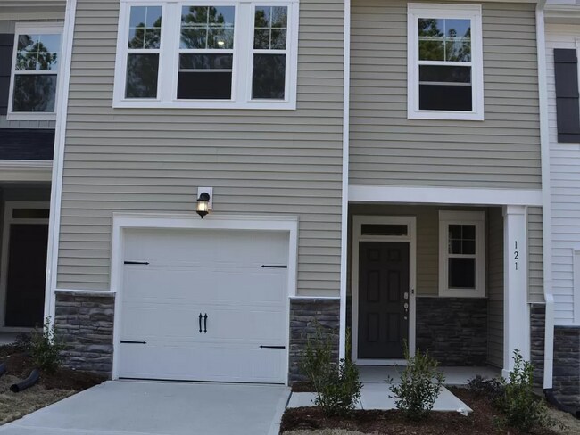 Building Photo - 121 Vanilla Orchid Ln