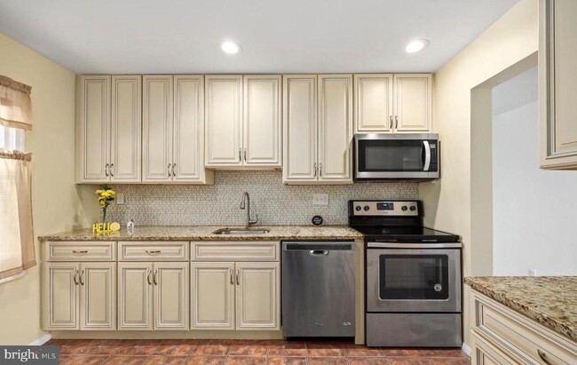 Foto del edificio - 2913 Wetherburn Ct