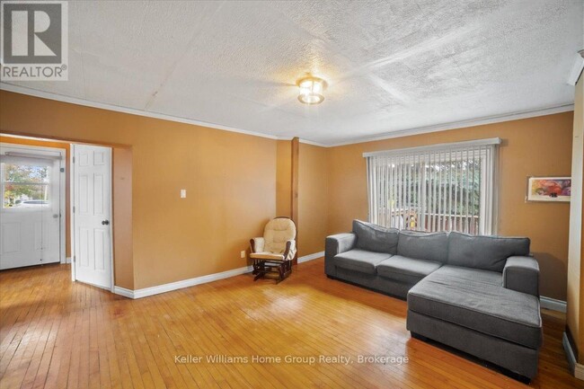 Photo du bâtiment - 33 Mill St