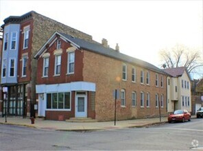 Building Photo - 1639 W Haddon Ave