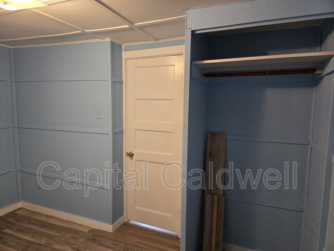Foto del edificio - 8415 N Seminole Ave