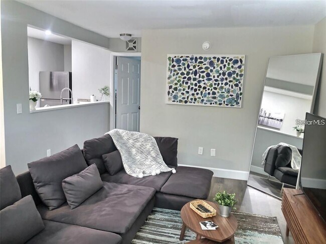 Foto del edificio - 1301 S Howard Ave