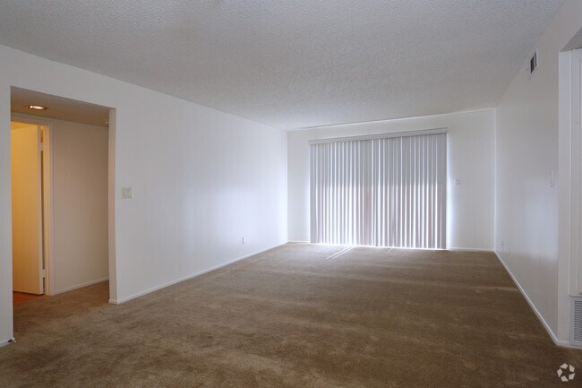 2HAB, 2BA - 945 FT² - The Arbors Apartments