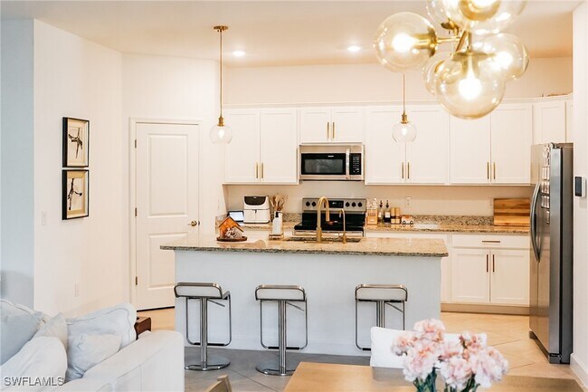 Building Photo - 14470 Secret Garden Cove