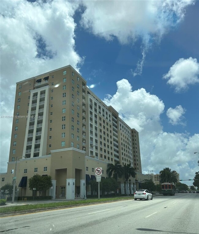 Building Photo - 117 NW 42nd Ave