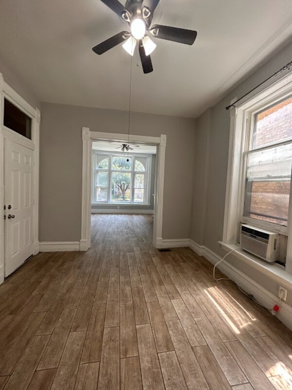 Building Photo - 4840 S Langley Ave