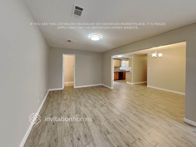 Building Photo - 102 Whitham St