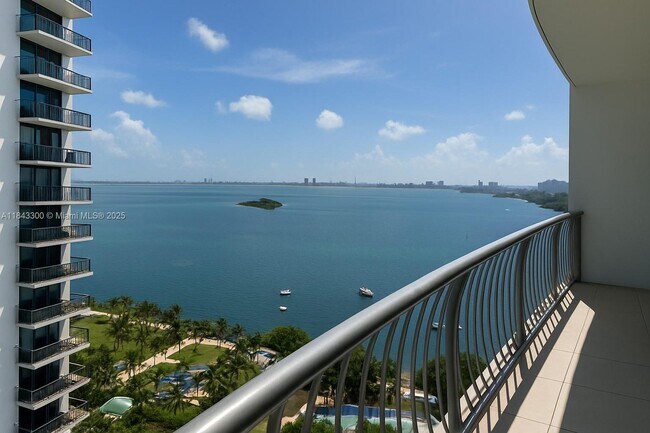Foto del edificio - 1750 N Bayshore Dr