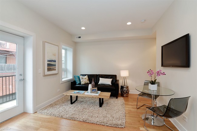 Building Photo - 1 br, 1 bath  - 4639 N Broadway St