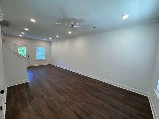 Photo - 4BD/4.5BA FOR RENT House