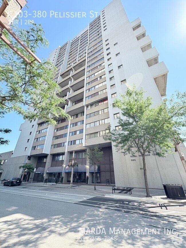 Building Photo - 380 Pelissier St