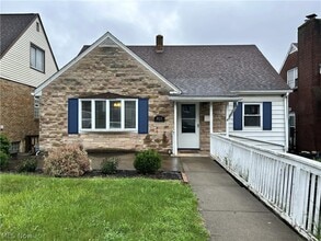 Building Photo - 925 Oxford Blvd