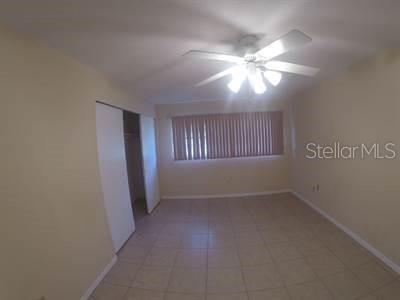 Foto del edificio - 8250 Burgundy Dr