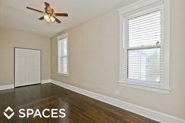 Foto del edificio - 2250 W Armitage Ave
