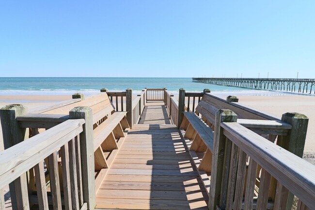Building Photo - Pet Friendly Off Season Rental 4 Bedroom Oceanfront next to North Topsail Seaview Pier 12/1/2025 ...
