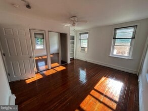 Building Photo - 3700 Midvale Ave