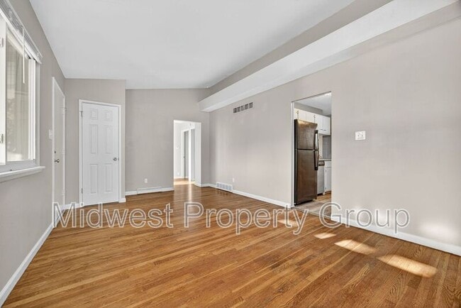 Building Photo - 813 Lynn Haven Ln