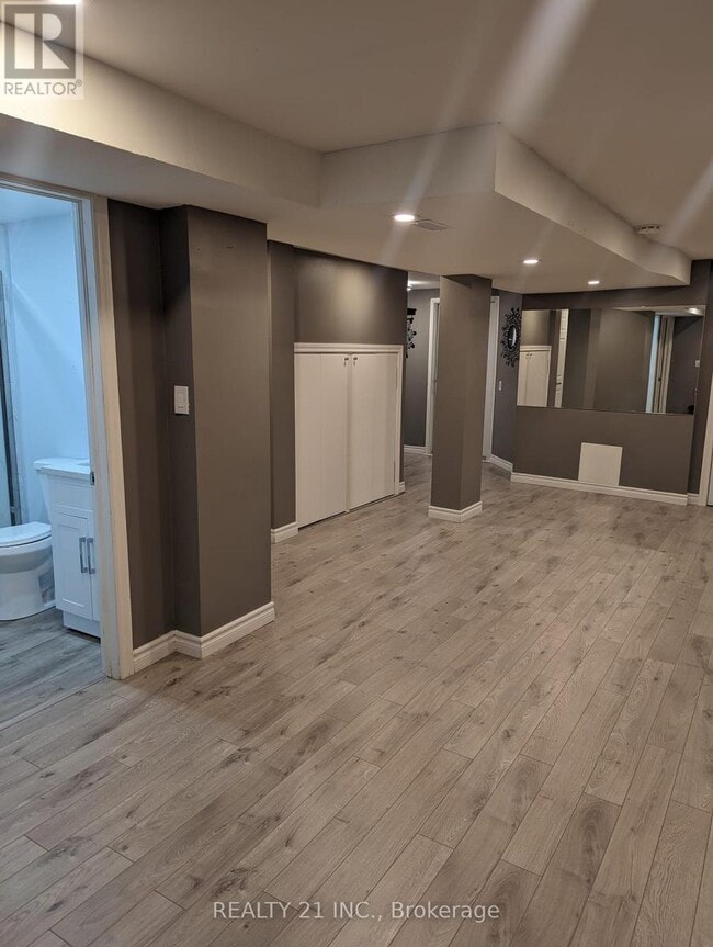 Building Photo - 514 Brimorton Dr