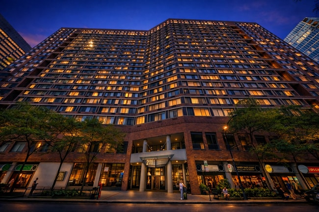 Building Photo - 211 E Ohio St