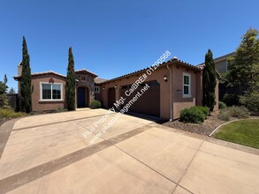 Building Photo - 1137 Trilogy Cir