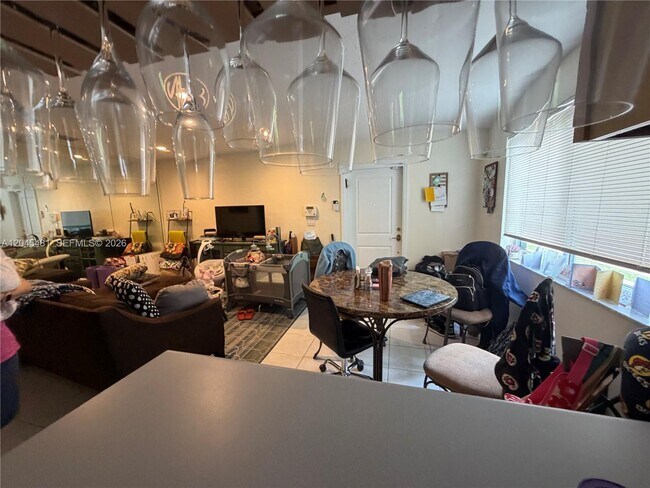 Foto del edificio - 2862 SW 38th Ave