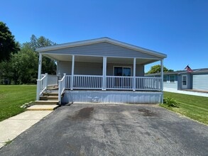 Building Photo - 3660 S Lapeer Rd