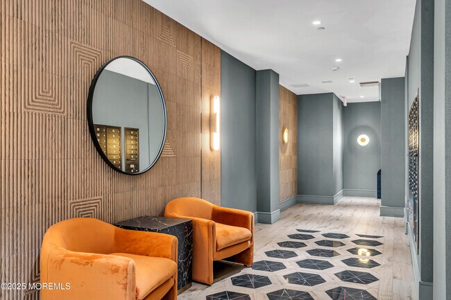 Foto del edificio - 527 Bangs Ave