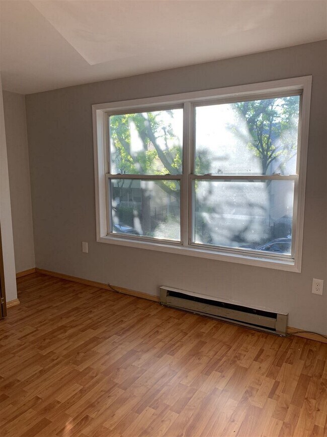 Building Photo - 378-380 Halladay St