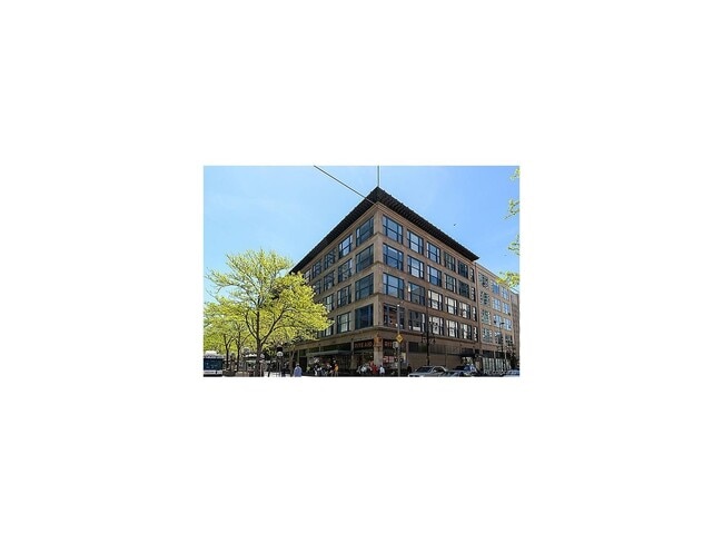 Building Photo - 720 16th St
