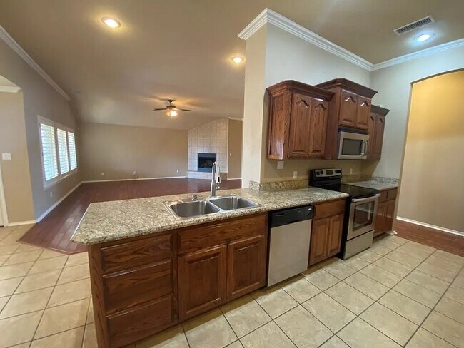 Foto del edificio - Charming 3BR House in Odessa