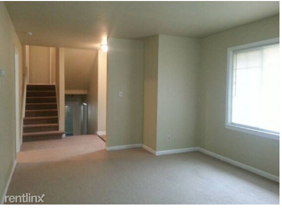 Foto del edificio - 4 br, 2 bath House - 679 Church Street
