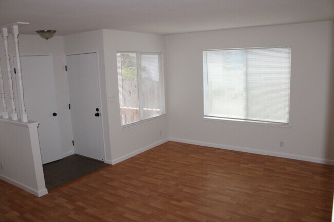 Foto del edificio - 2152 Blue Jay Cir., Pinole, CA 94564