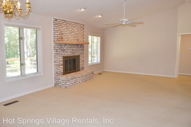 Building Photo - 3 br, 2 bath House - 8 Serenidad Lane