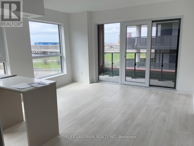 Photo du bâtiment - 8 Tippett Rd