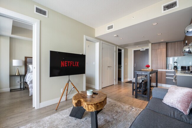 Building Photo - 1188-1183 3 St SE