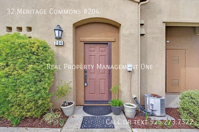 Building Photo - 32 Meritage Common