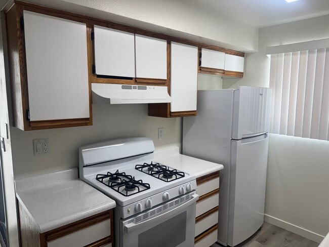 Foto del edificio - 14655 Sylvan Street