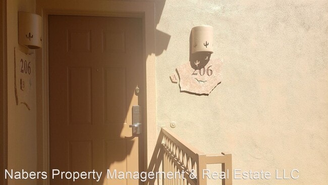 Building Photo - 16545 E Gunsight Dr