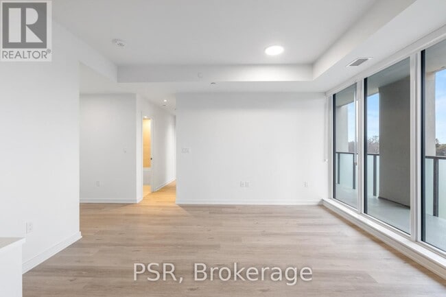 Building Photo - 4365 Bloor St W