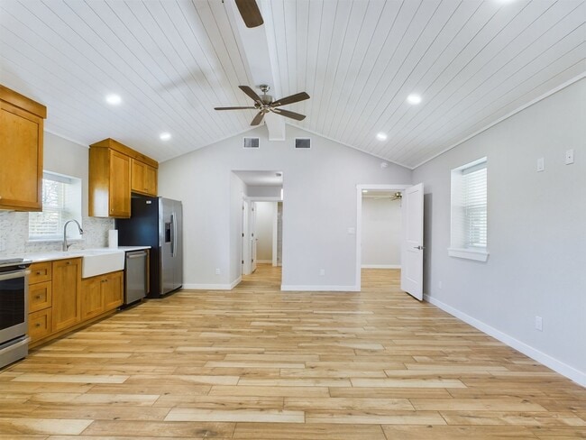 Foto del edificio - 802 Apple St