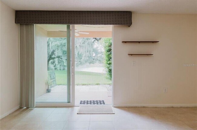Foto del edificio - 510 Cranes Way
