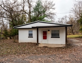 Building Photo - 1631 S Huntington Dr