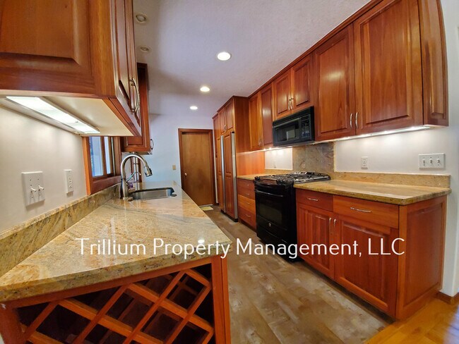 Foto del edificio - 12424 SW Lesser Rd