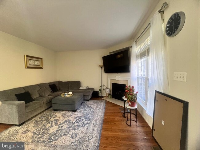 Building Photo - 7317 Hampton Manor Pl