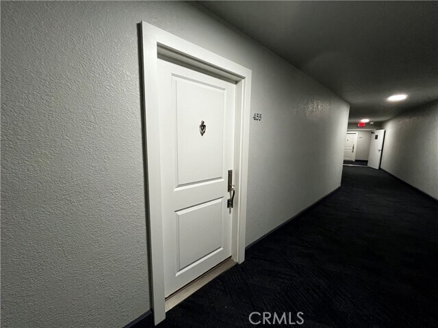 Foto del edificio - 10982 Roebling Ave
