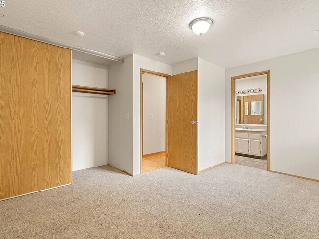 Foto del edificio - 3531 SE 63rd Ave