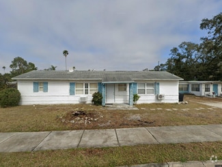 Building Photo - 1701 Pasadena Dr